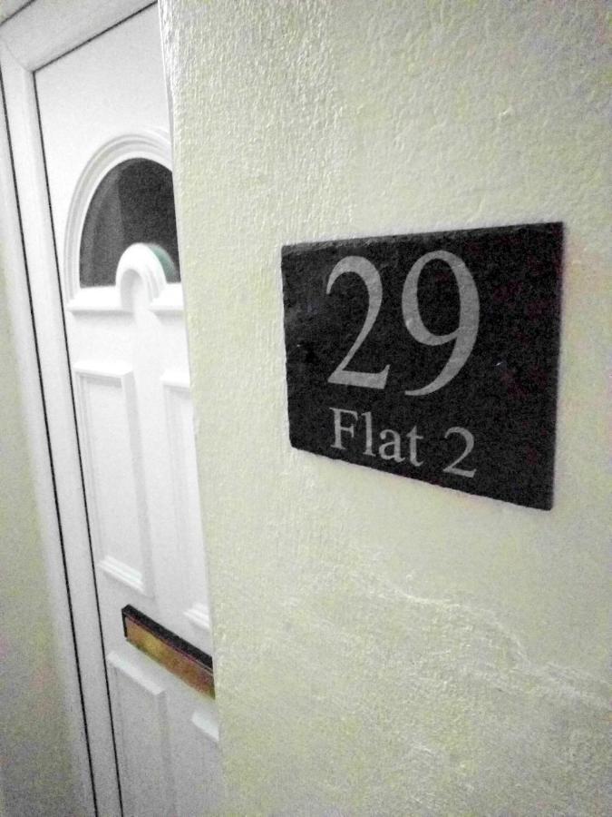 Bassett Flat With 2 Bedrooms And Superfast Wi-Fi Sittingbourne Exterior foto